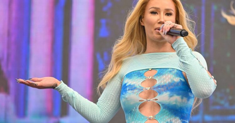 Iggy Azalea’s MOTHER Meme Coin Turned $3K Into $9M for One Lucky Crypto Trader