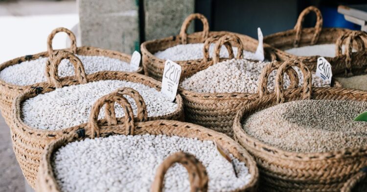 Why Actively Managed Crypto SMAs Could Outperform ETFs for Institutional Investors: Key Advantages Explained