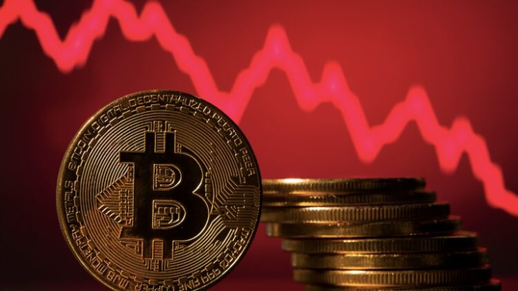 Legendary Analyst Peter Brandt Says Bitcoin Price Could Crash To $78,000, Here’s Why
