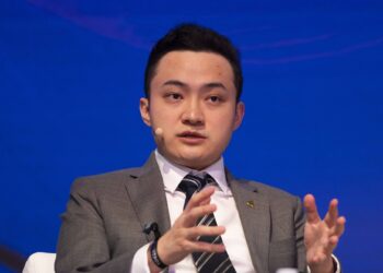 Tron Founder Justin Sun Sues Bloomberg