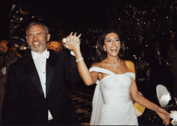 Brad Garlinghouse Weds As Coldplay’s Chris Martin Sings ‘Yellow’