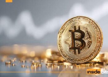 Bitcoin Dips Below $125K As Saylor Halts Buys, ETF Inflows Surge