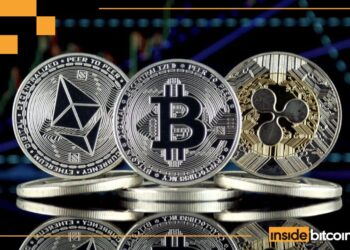 Bitcoin Falls Below $90K, ETH And XRP Slide Amid “Extreme Fear”