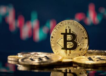 Bitcoin Reaches Key Decision Zone: 2 Possible Price Scenarios