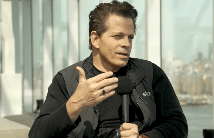 Bitcoin Recovery May Not Arrive Until October, Scaramucci Says